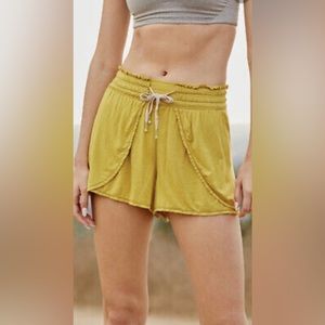 FP Movement Dreamwork Shorts Mustard - Small